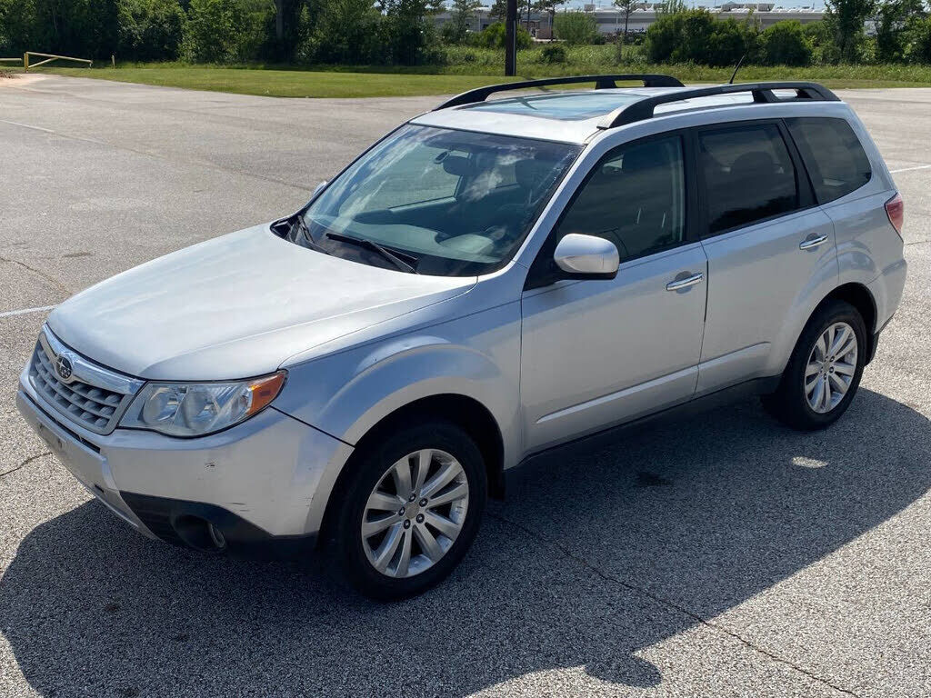 2011 SUBARU Forester