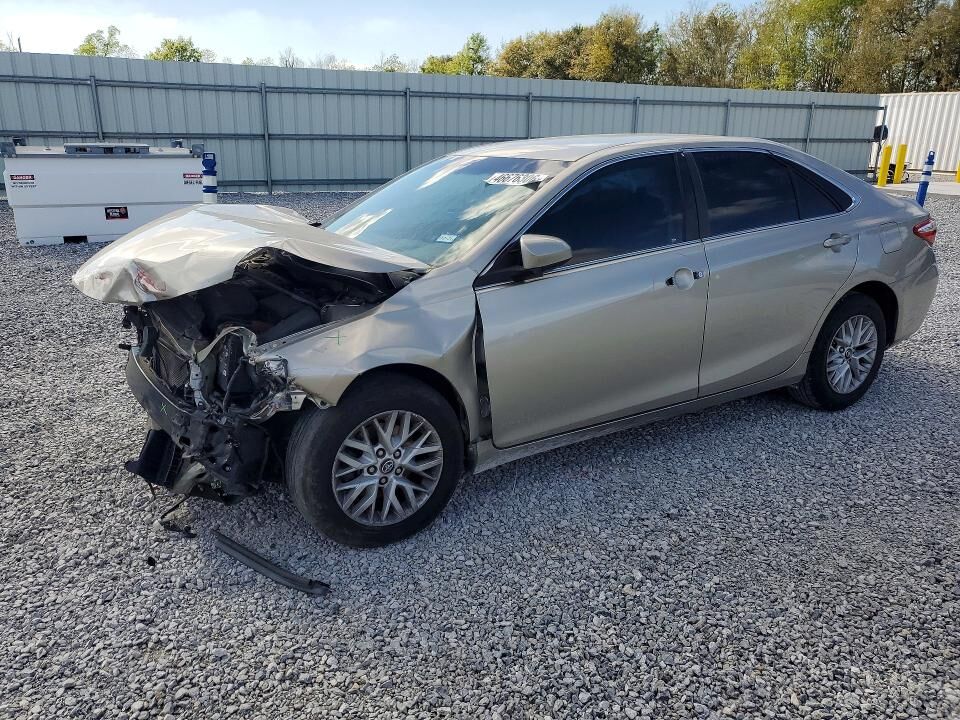 2017 TOYOTA Camry