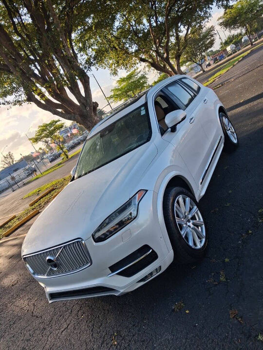 2016 VOLVO XC90