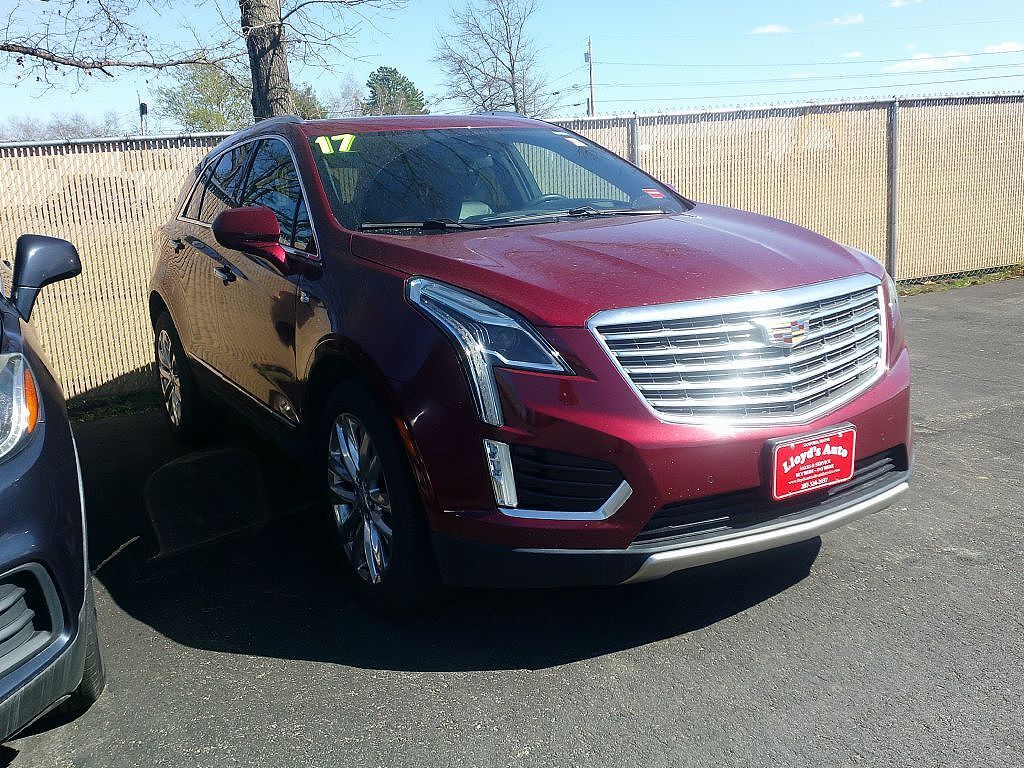 2017 CADILLAC XT5