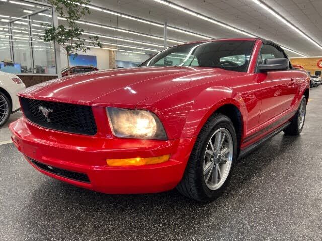2005 FORD Mustang