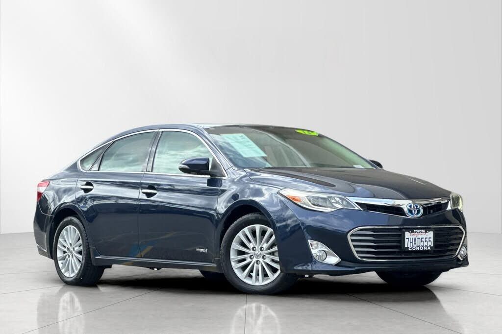 2014 TOYOTA Avalon