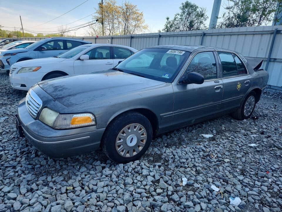 2003 FORD Crown Victoria