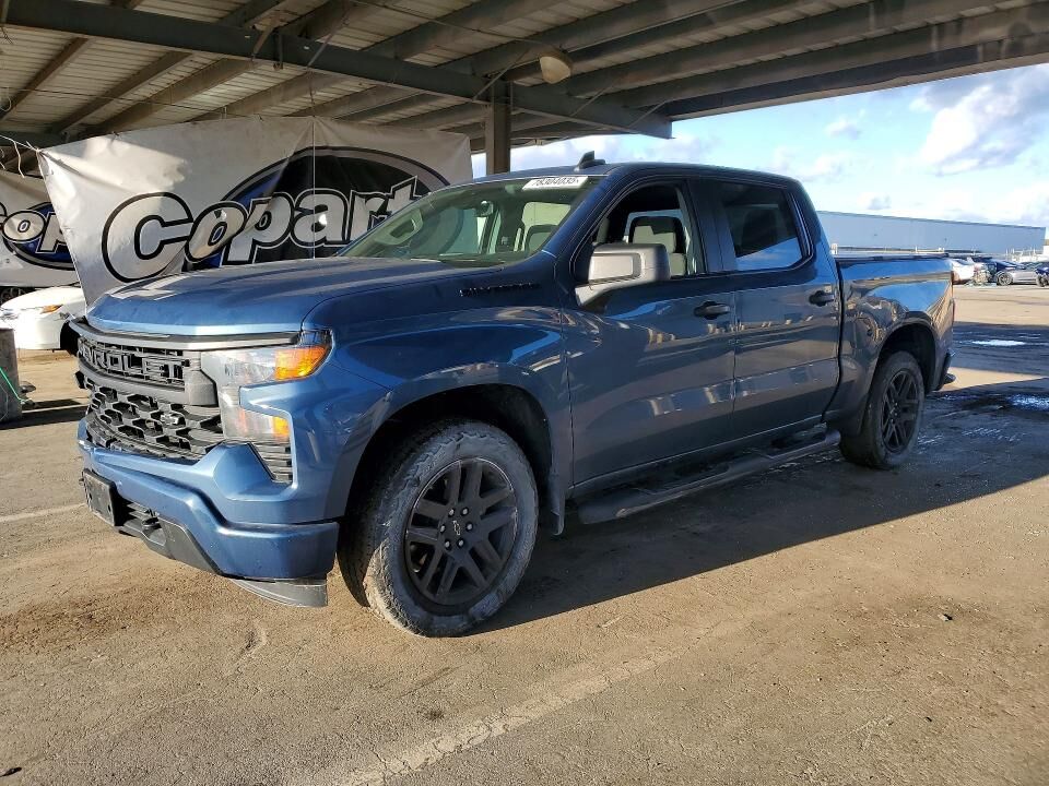 2024 CHEVROLET Silverado