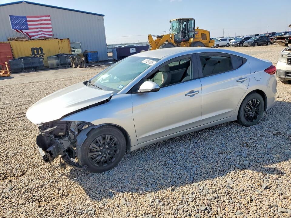 2018 HYUNDAI Elantra