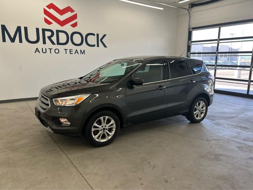 2017 FORD Escape