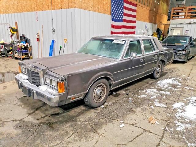 1989 LINCOLN Town Car