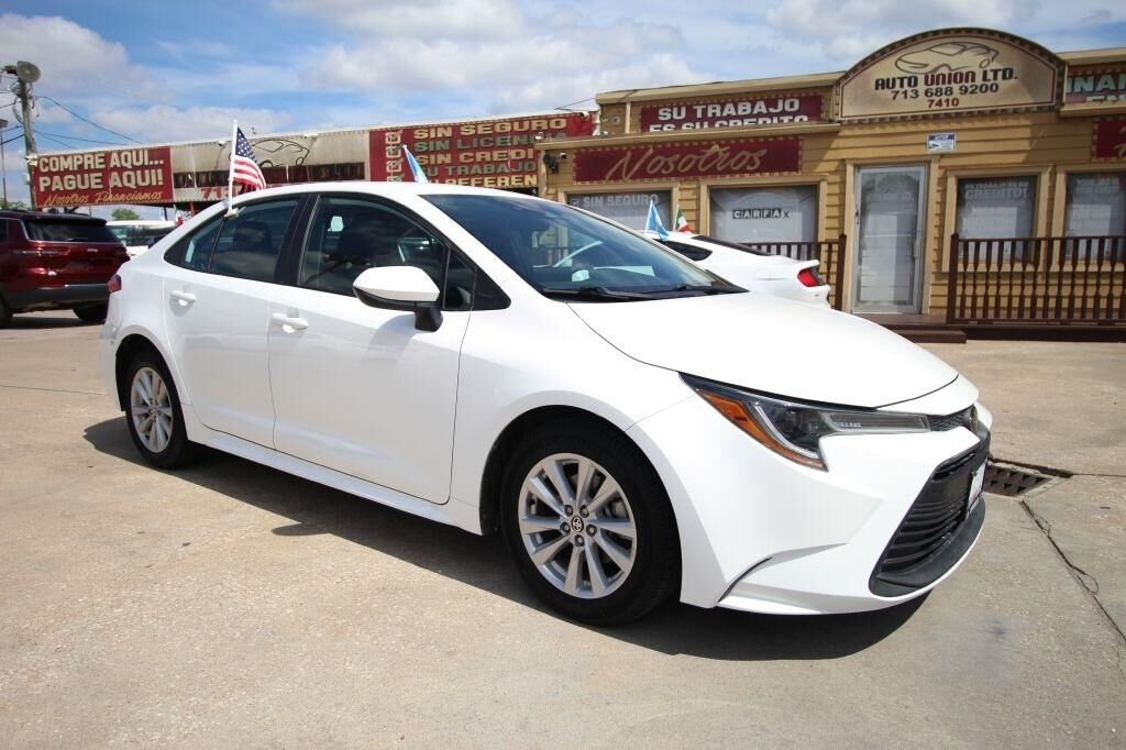 2023 TOYOTA Corolla