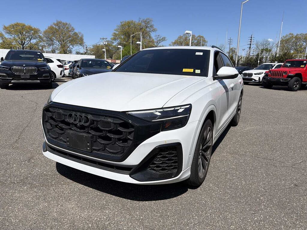 2025 Audi Q8