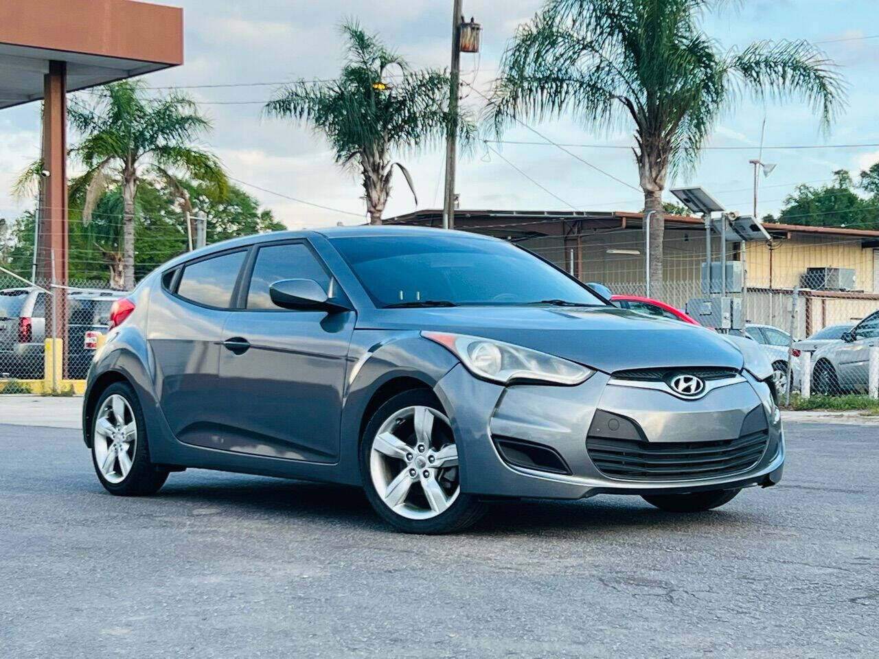 2015 HYUNDAI Veloster