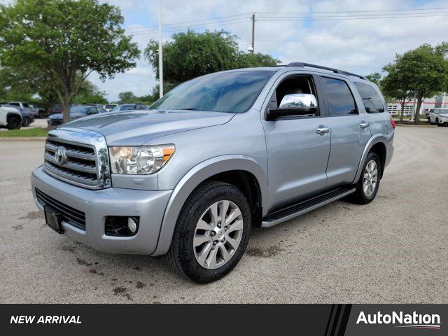 2014 TOYOTA Sequoia
