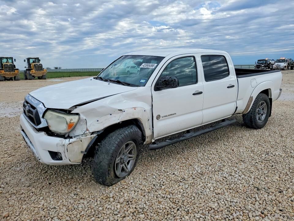 2013 TOYOTA Tacoma