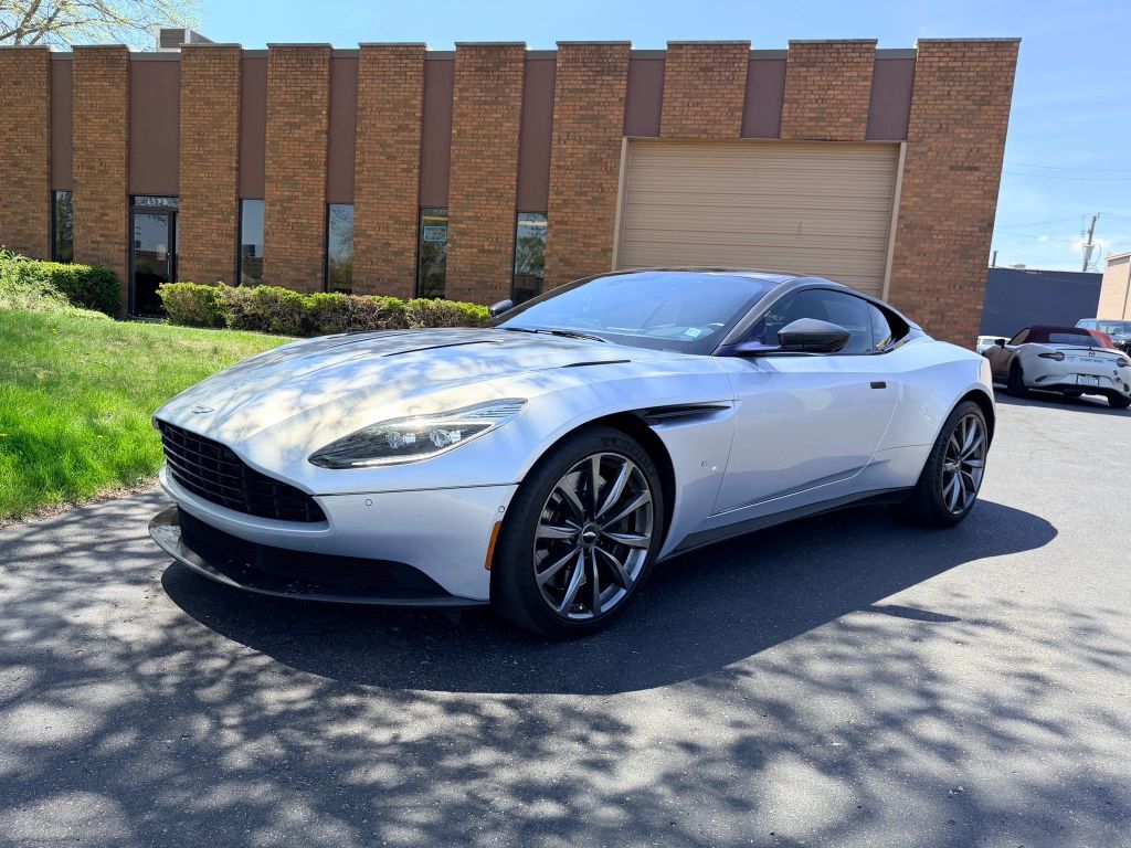 2018 ASTON MARTIN DB11