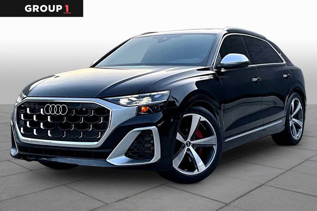 2024 AUDI SQ8