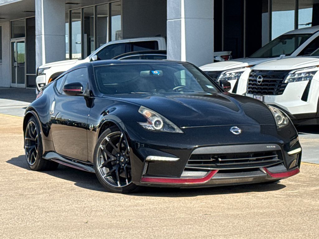 2017 NISSAN 370Z