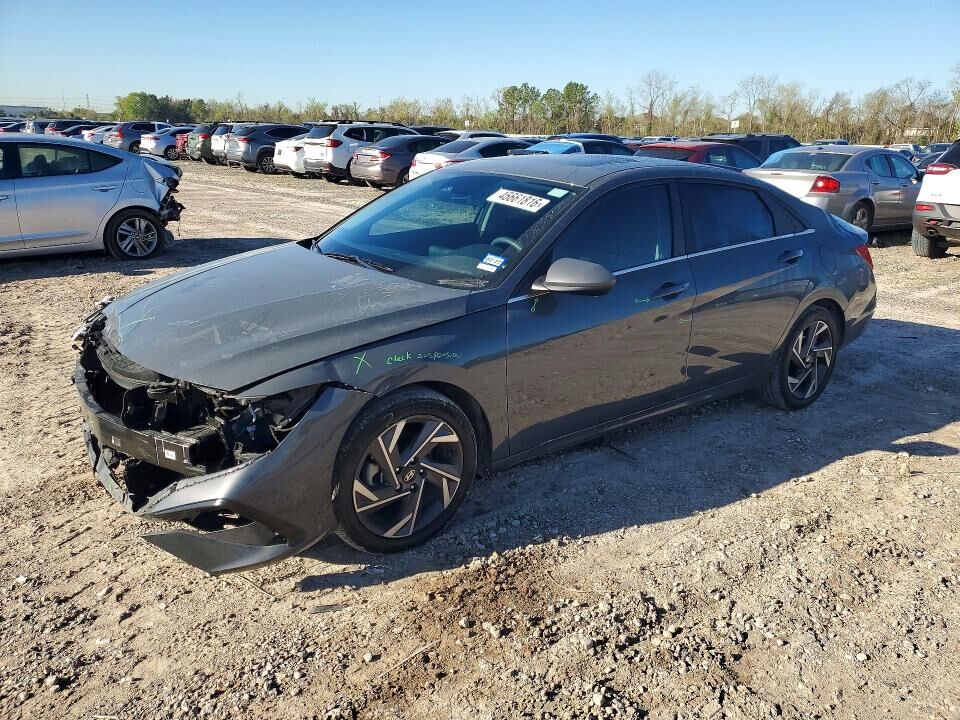 2024 HYUNDAI Elantra