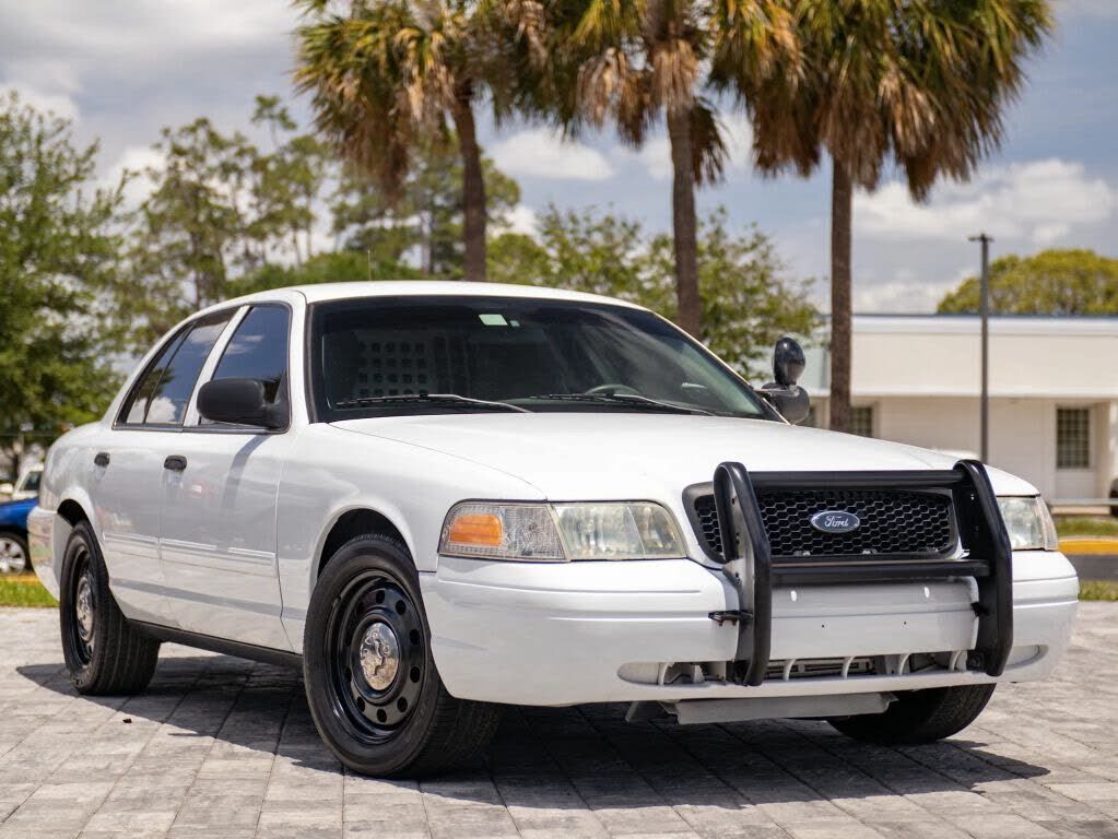 2011 FORD Crown Victoria