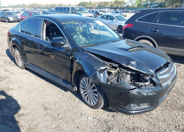2011 SUBARU Legacy