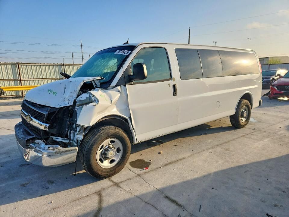 2011 CHEVROLET Express
