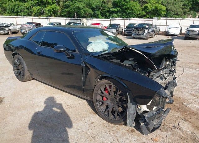 2016 DODGE Challenger