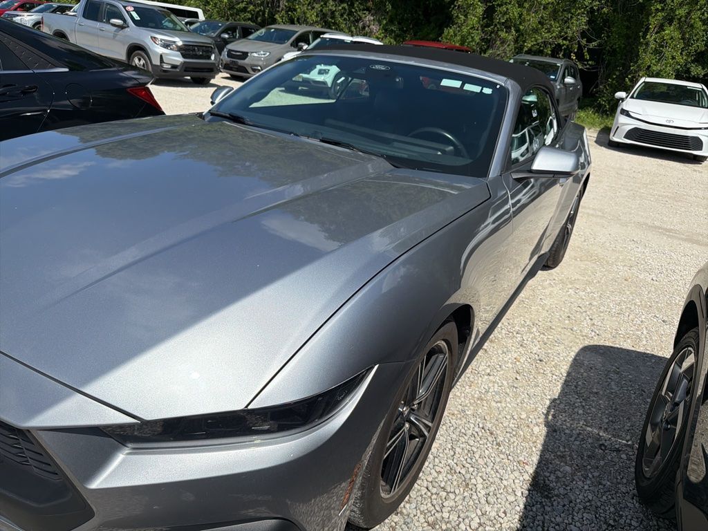 2025 FORD Mustang