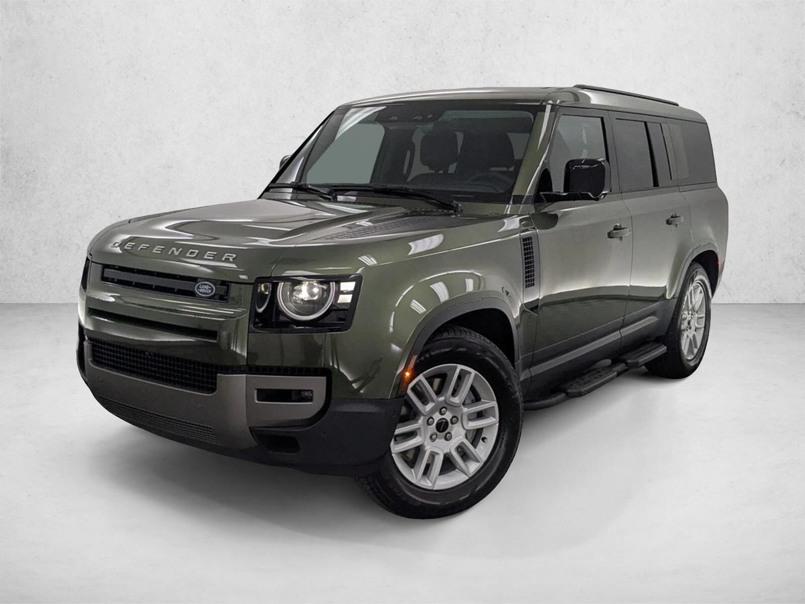 2026 LAND ROVER Defender