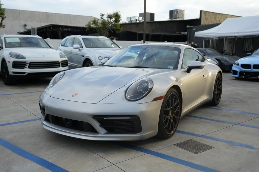 2024 PORSCHE 911