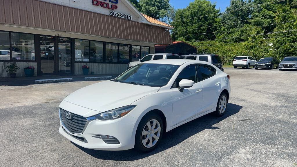 2017 MAZDA Mazda3