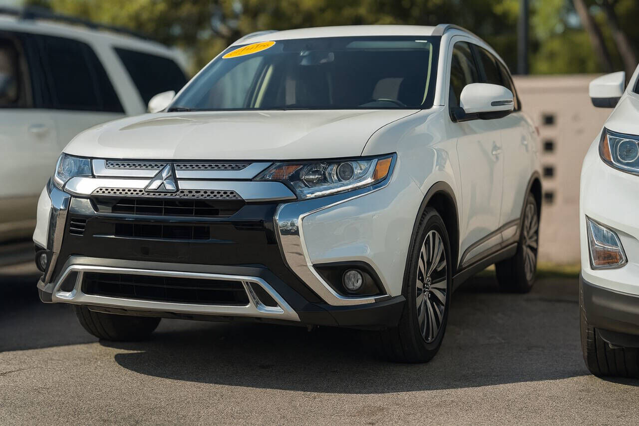 2020 MITSUBISHI Outlander