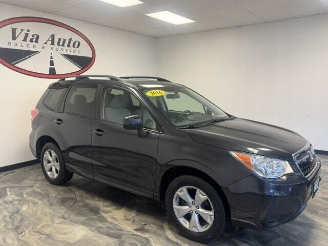 2016 SUBARU Forester