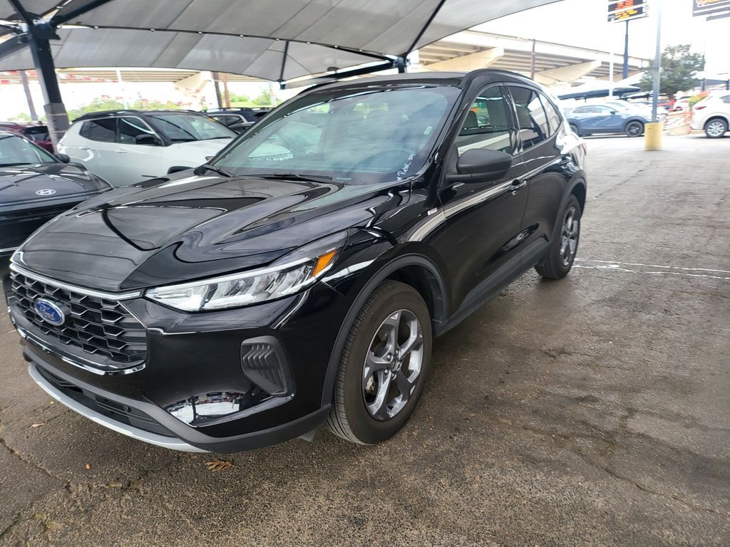 2025 FORD Escape