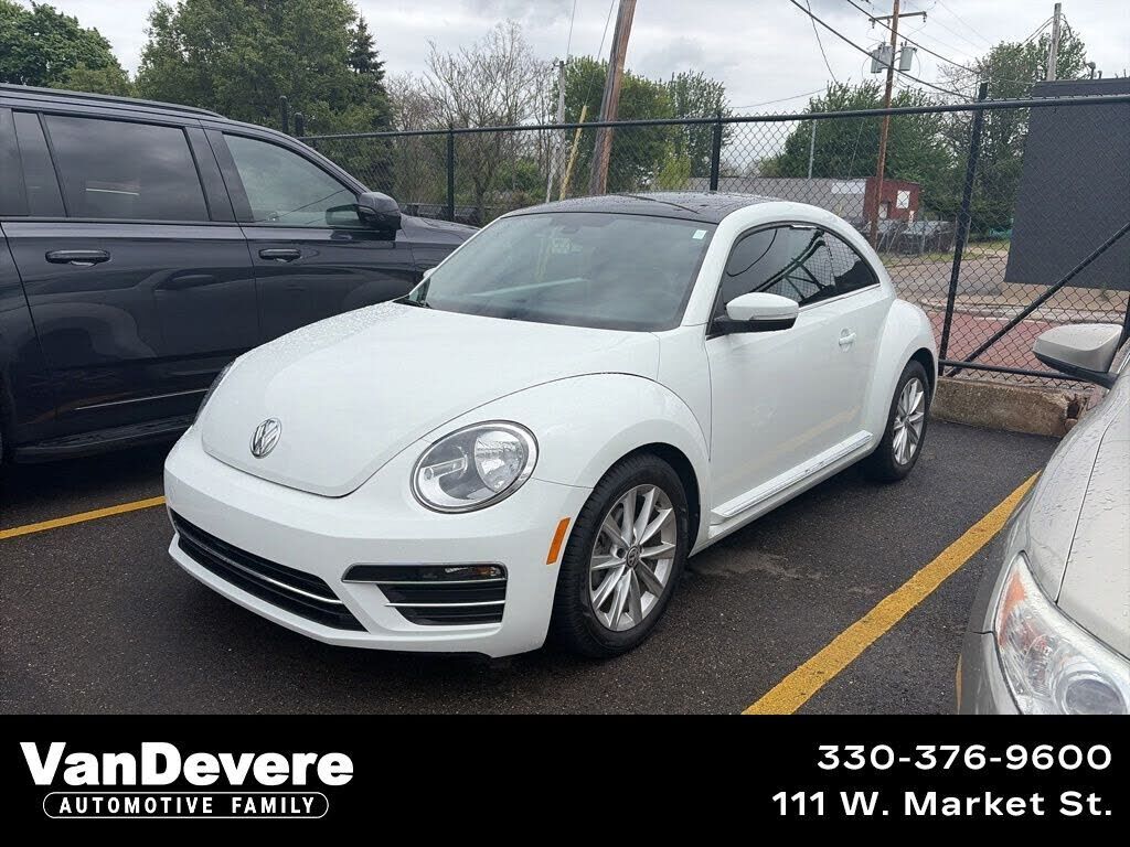 2019 VOLKSWAGEN Beetle