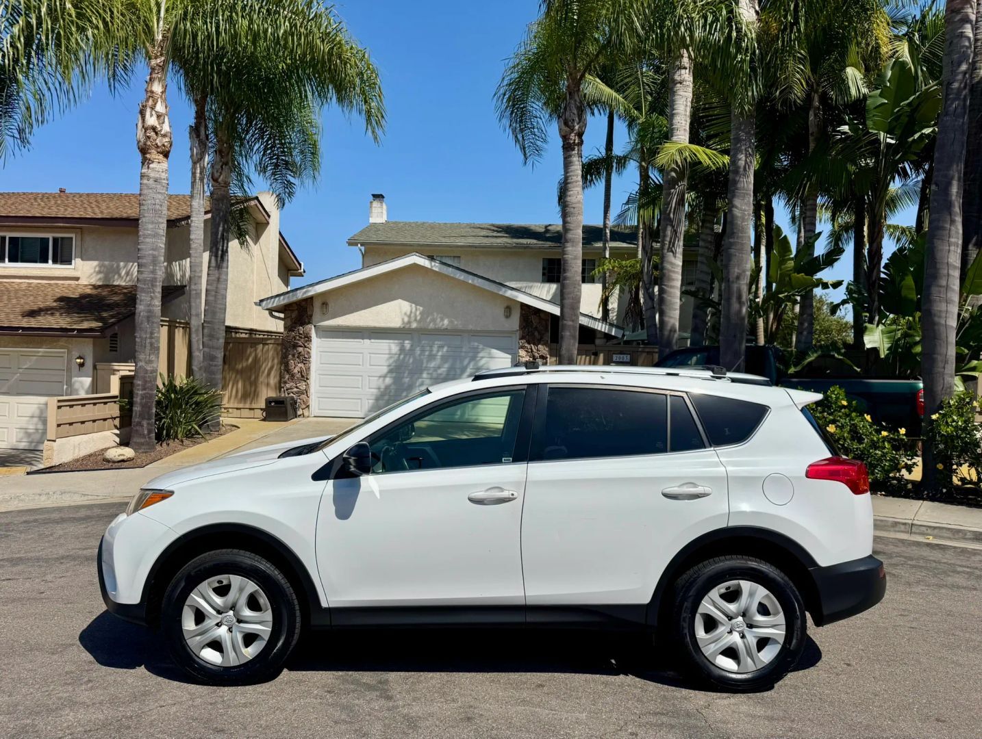 2014 TOYOTA RAV4