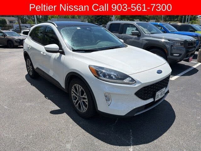 2022 FORD Escape