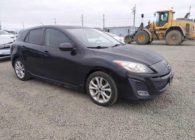2011 MAZDA Mazda3