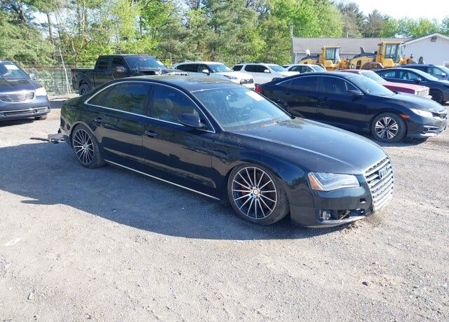 2012 AUDI A8