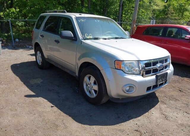 2009 FORD Escape