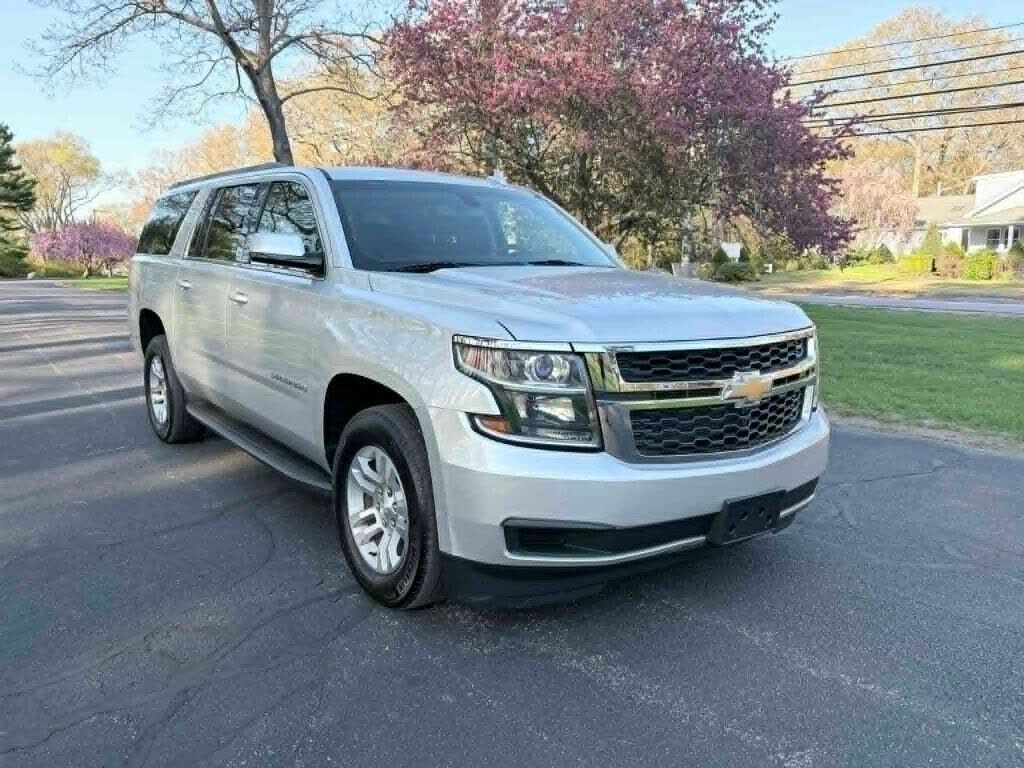 2016 CHEVROLET Suburban