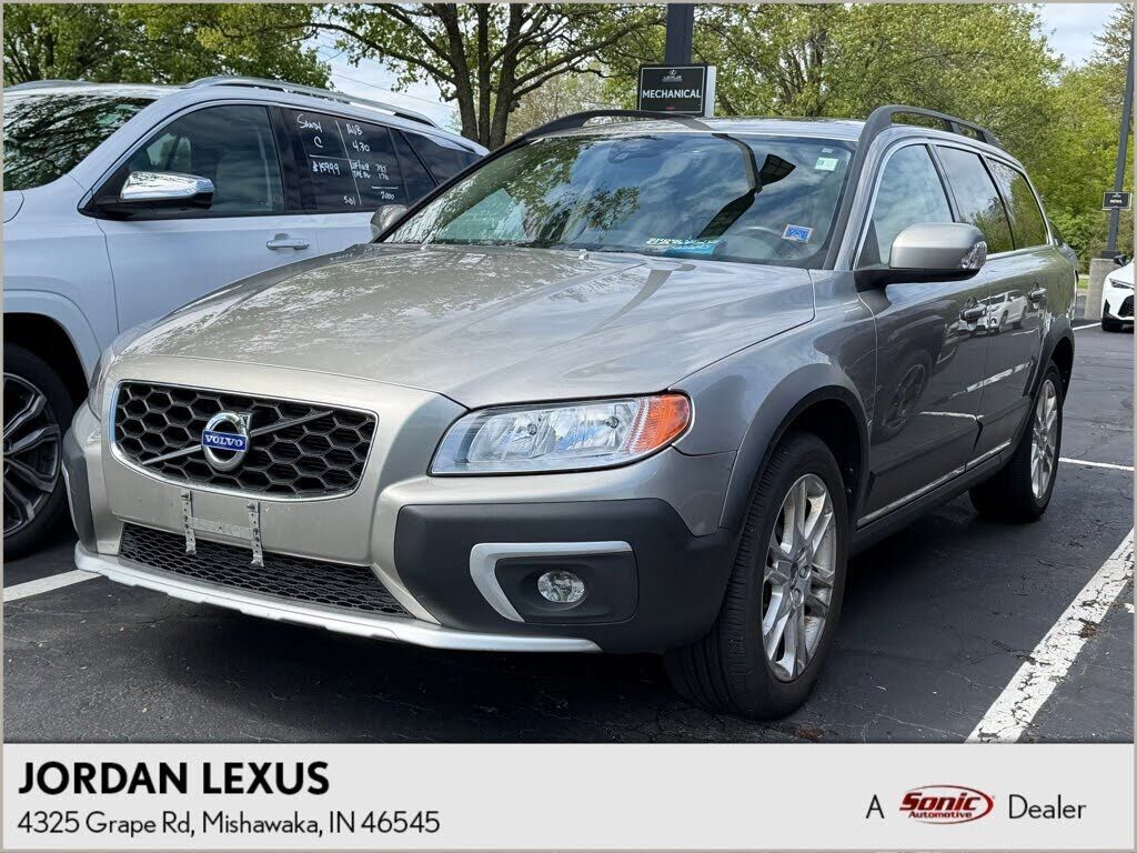 2016 VOLVO XC70