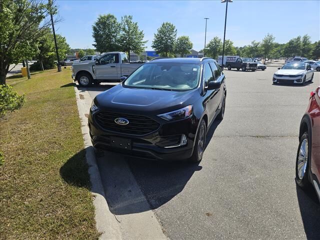 2022 FORD Edge