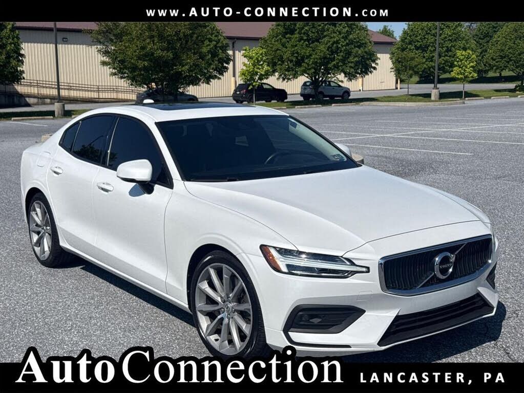 2021 VOLVO S60