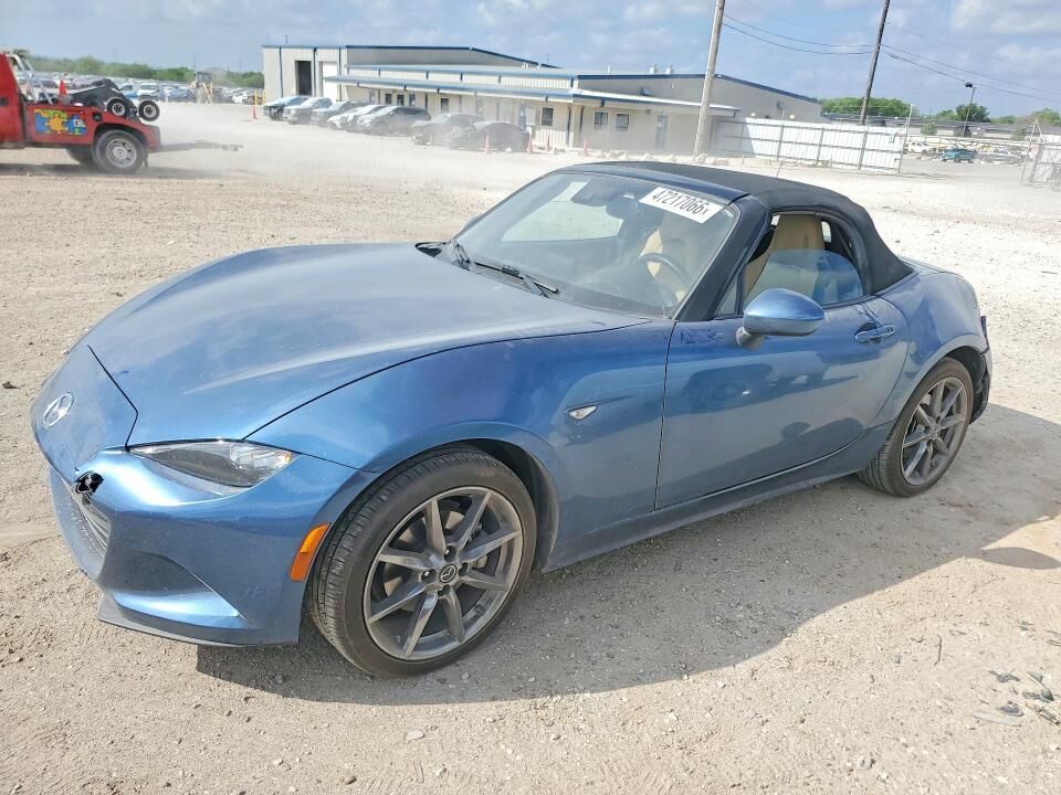 2020 MAZDA MX-5