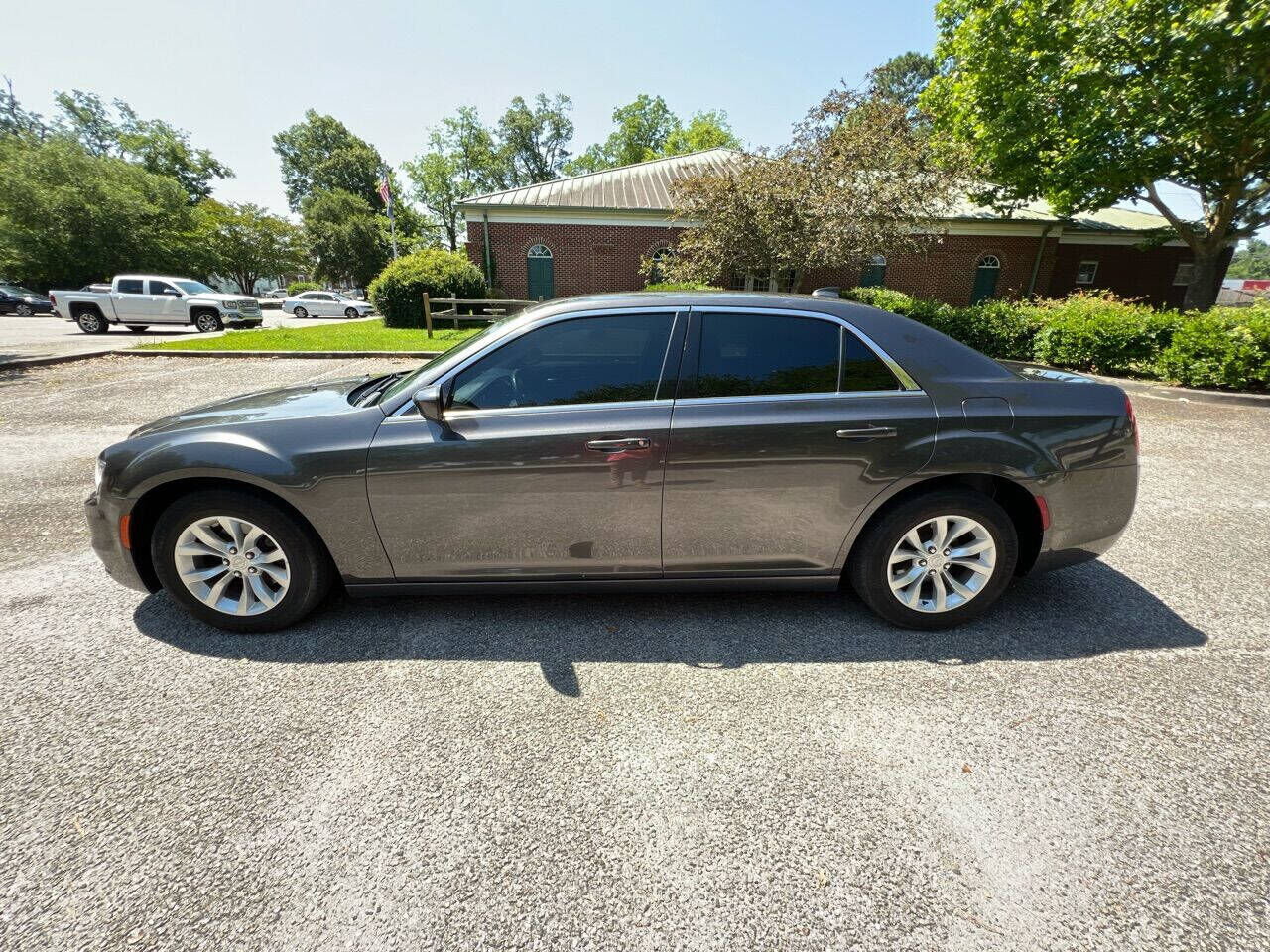 2016 CHRYSLER 300