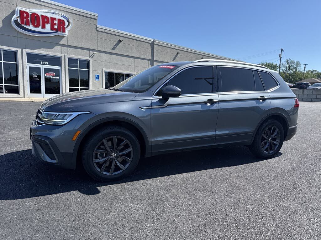 2022 VOLKSWAGEN Tiguan