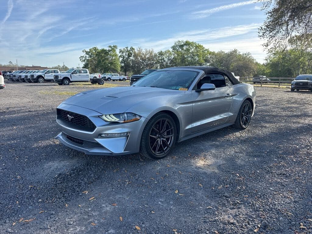 2020 FORD Mustang