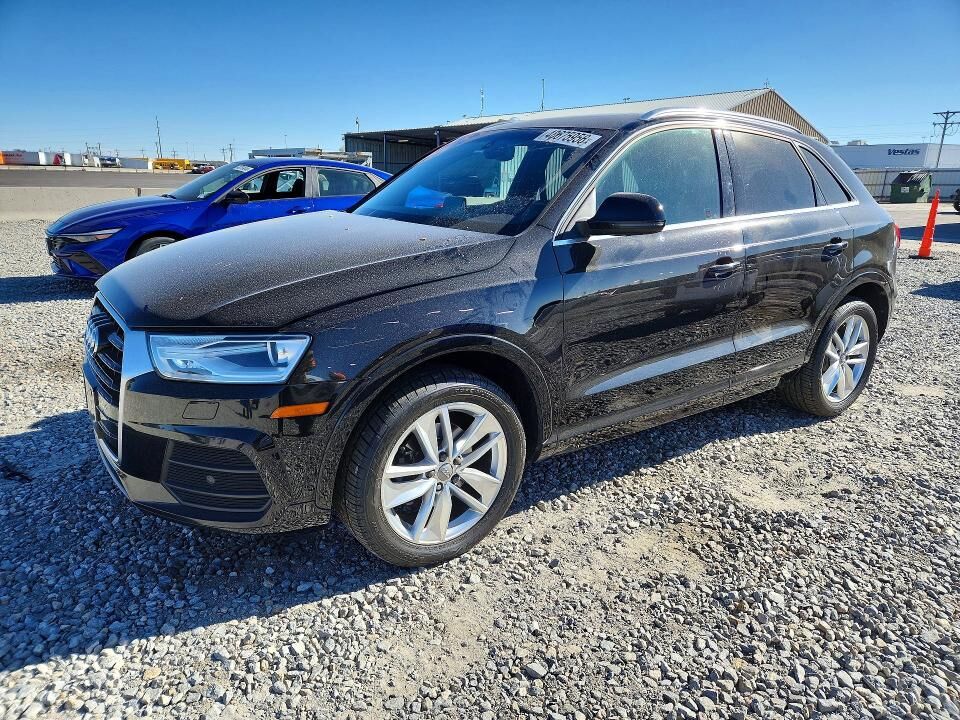 2016 AUDI Q3