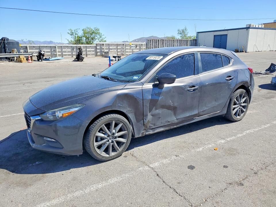 2018 MAZDA Mazda3