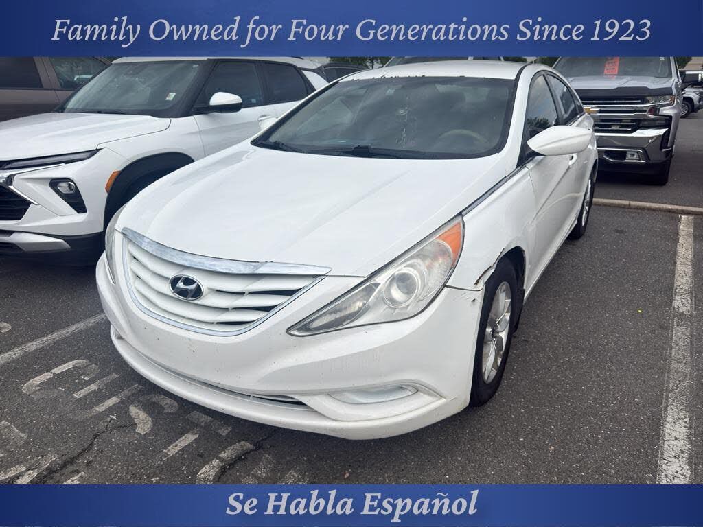 2011 HYUNDAI Sonata