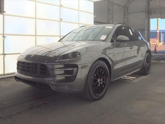 2015 PORSCHE Macan