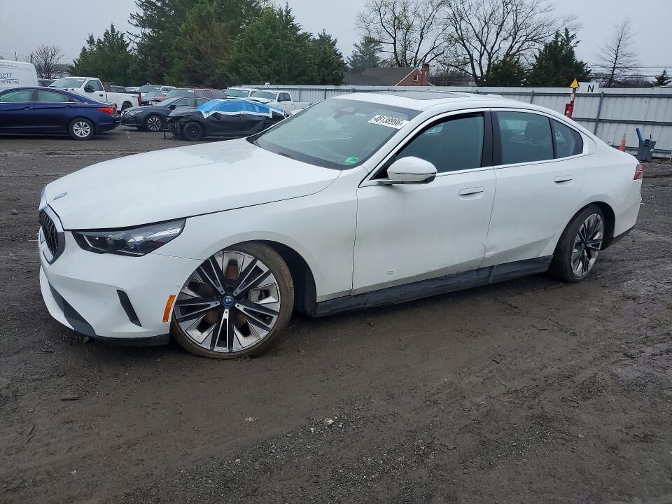2025 BMW i5